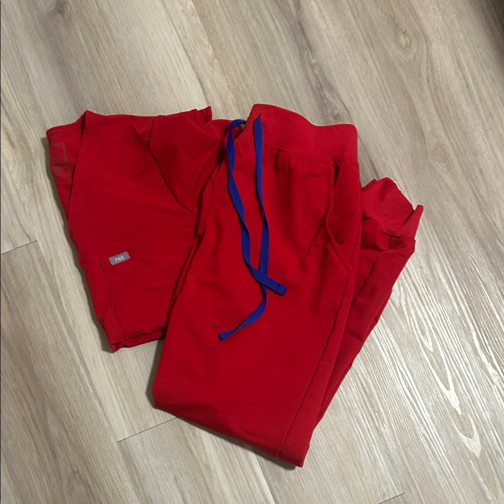 Figs Red Catarina Scrub Top & Zamora High Rise Jogger Pants with Blue Drawstring